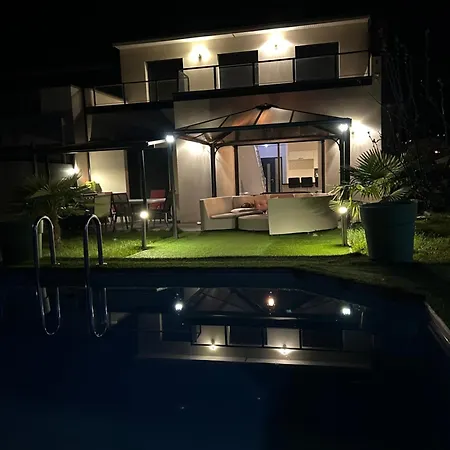 ヴィラ Maison Entiere *