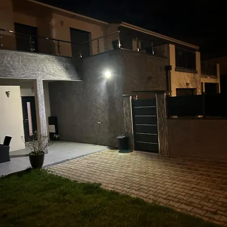 Maison Entiere Villa *