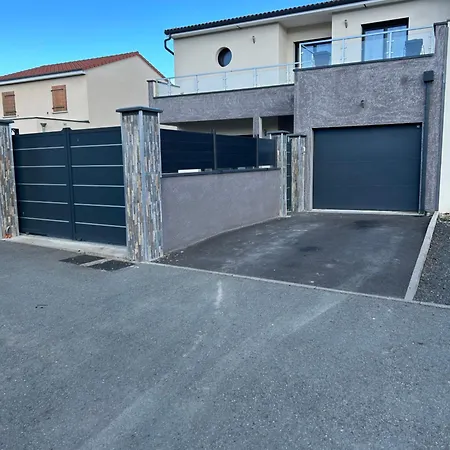 Maison Entiere ヴィラ *