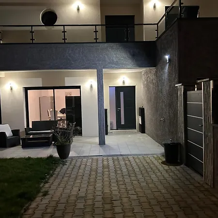 Maison Entiere * Cébazat