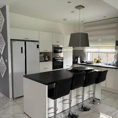Maison Entiere * Cebazat