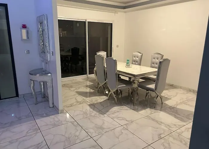 Maison Entiere * Cebazat