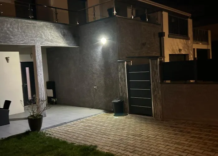 Maison Entiere Villa *